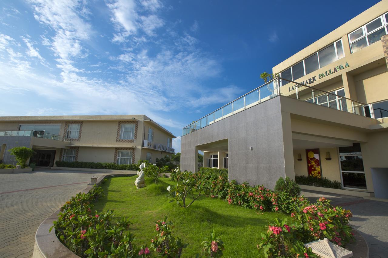 Landmark Pallavaa Beach Resorts Махабалипурам Екстериор снимка