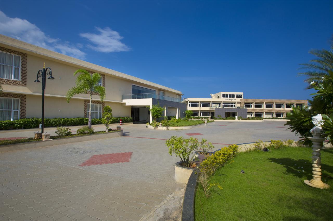 Landmark Pallavaa Beach Resorts Махабалипурам Екстериор снимка